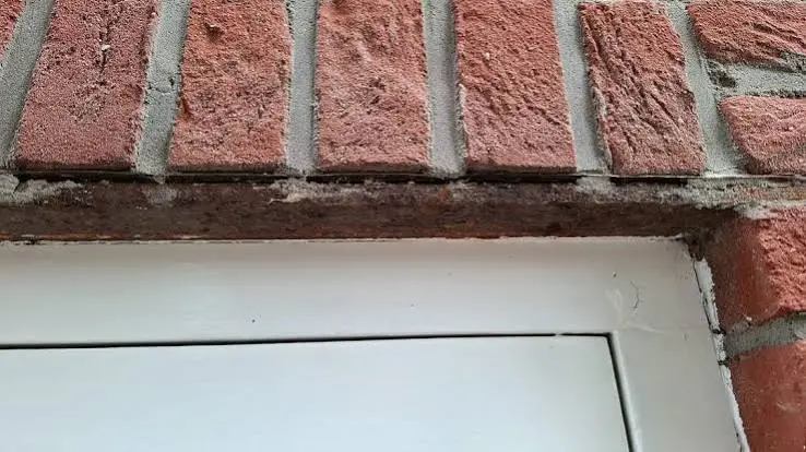 Corroded lintel above a window on a terraced home in Connah’s Quay, Flintshire