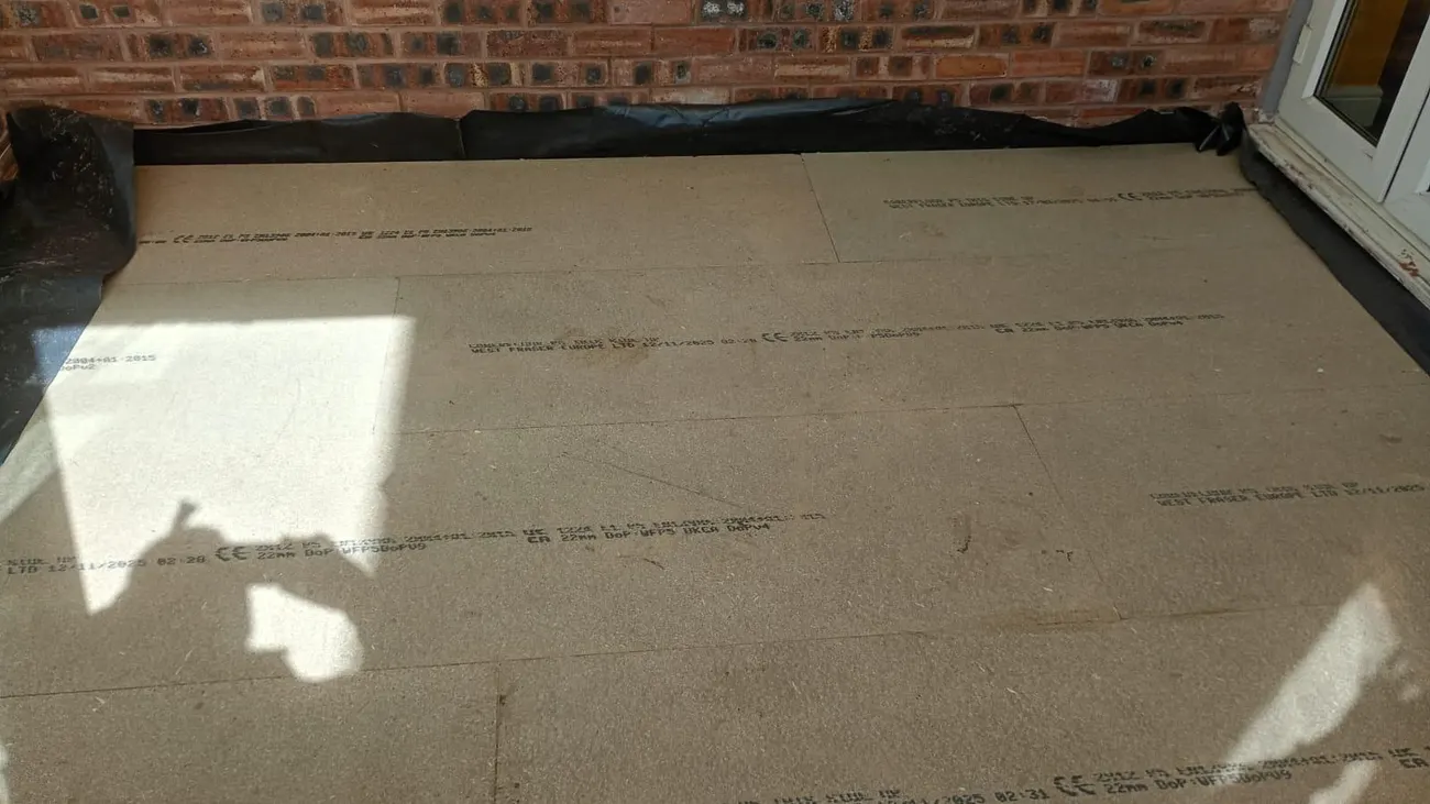 22mm moisture-resistant chipboard floor deck laid during damp proofing in Chester